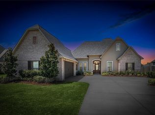 403 Lac Calcasieu Dr, Luling, LA 70070