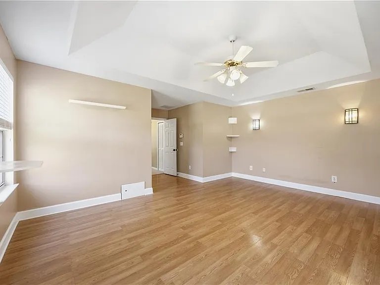 1650 Huntcrest Way SW — Photo 22