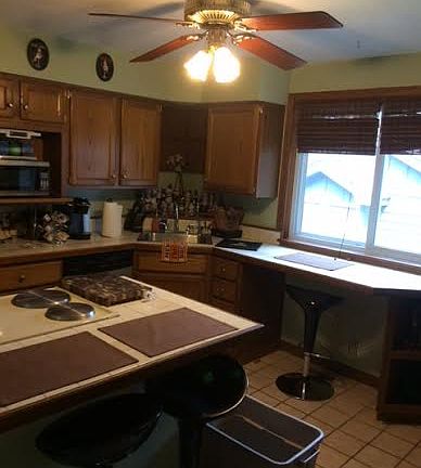 4th image of 7321 Parkwood Dr