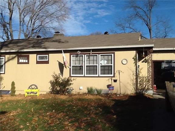 3rd image of 11316 E 44th St