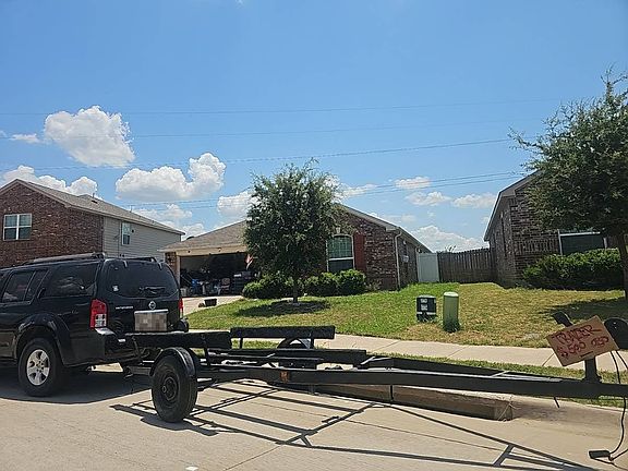2nd image of 114 Rushmore Ln