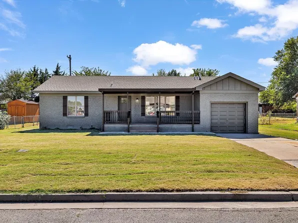 703 Thompson Dr, El Reno, OK 73036