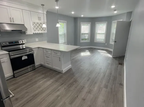 346 Cherry St, West Newton, MA