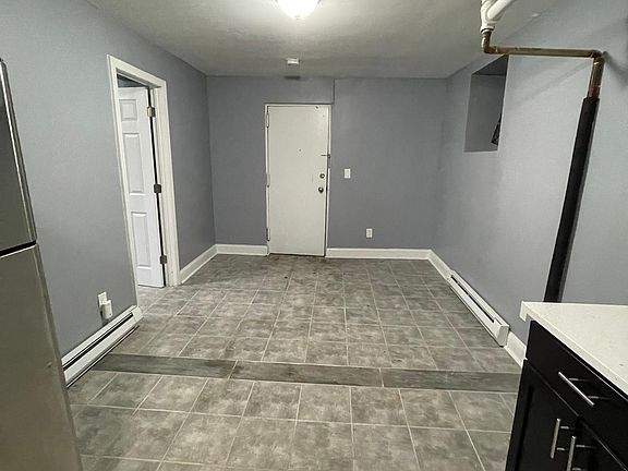 3rd image of 645 Bergen Ave #B5