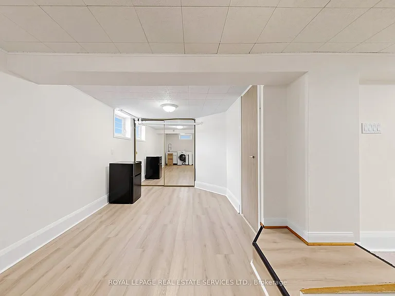 31 Rosemeade Ave — Photo 23