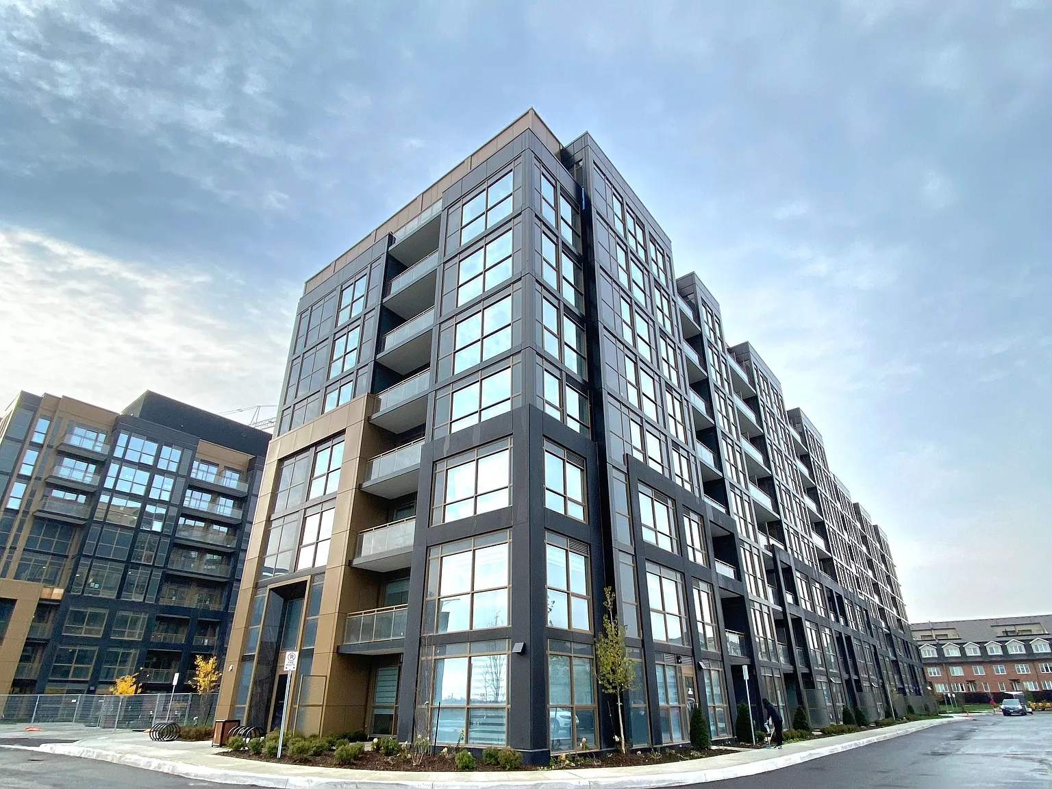 2 bed, $2,300 — Photo 1