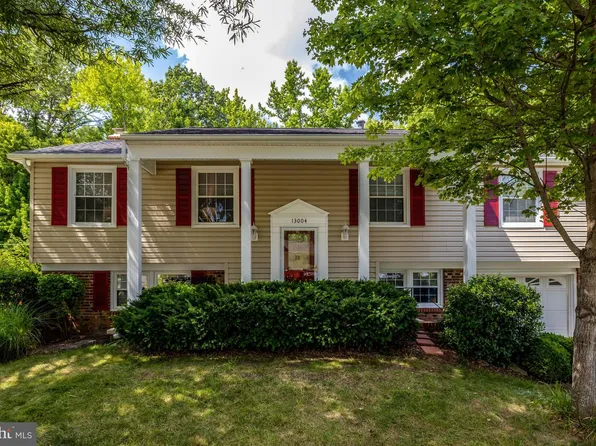 13004 Maple View Ln, Fairfax, VA 22033