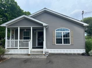 10 Cedar Rd, Southington, CT 06489