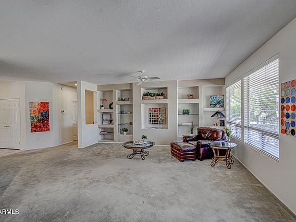 4th image of 18012 N Somerset Dr