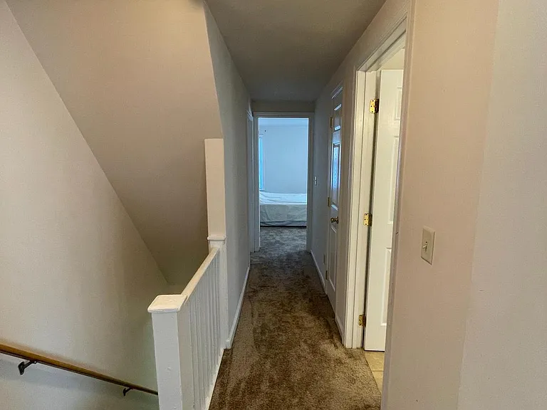 127 Edgehill Ave #5 — Photo 10