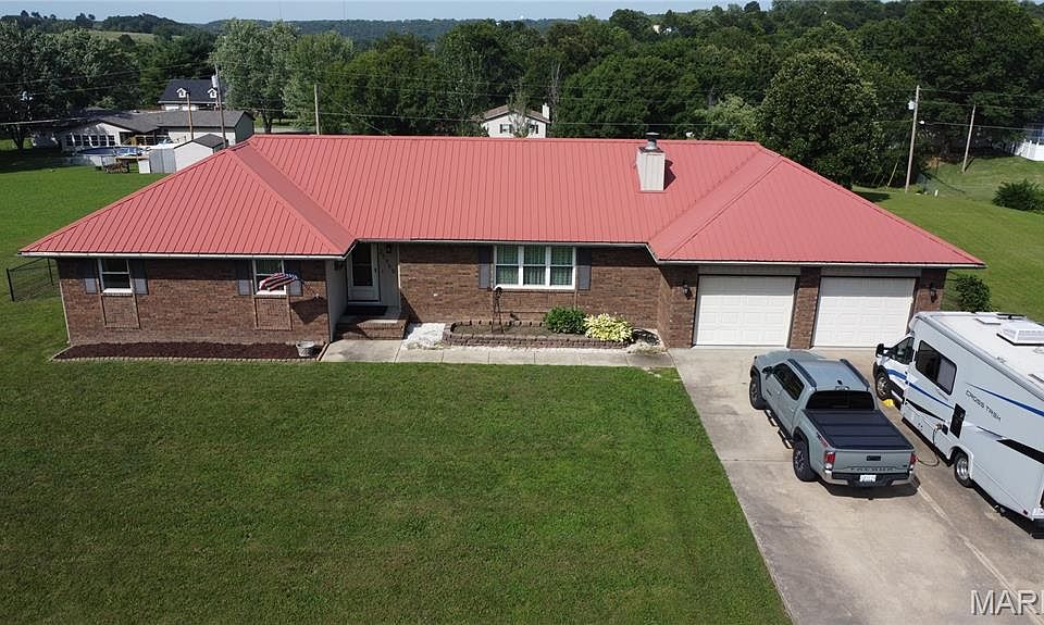 1st image of 24450 Sidney Rd