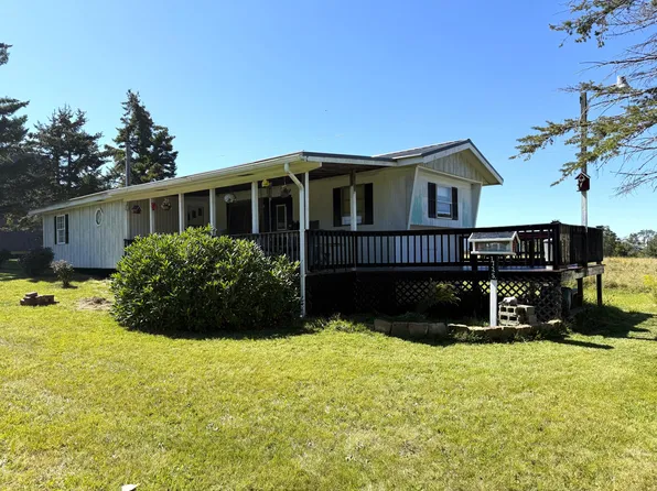 1725 E Woodrow Branch Rd, Marlinton, WV 24954