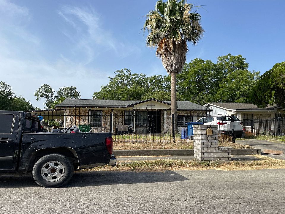 1st image of 502 Flanders Ave