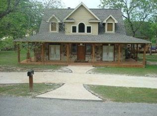 618 Chestnut Fls, Canyon Lake, TX 78133