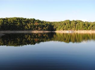 9800 Pullum Place Rd, Rogers, AR 72756