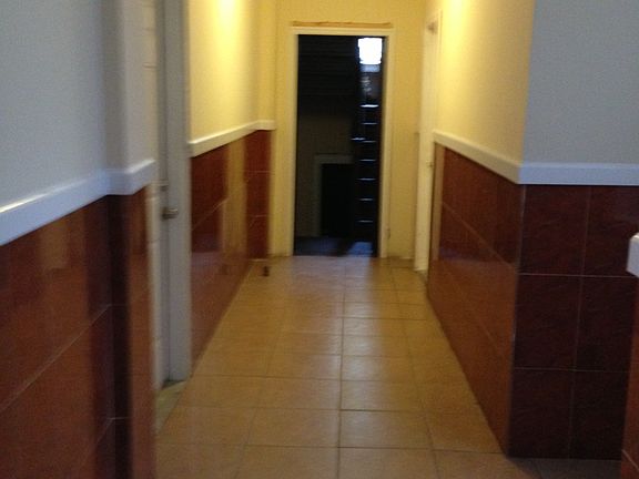 3rd image of 658 Sanford Ave APT I