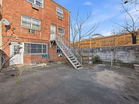 2nd image of 49-12 111th St