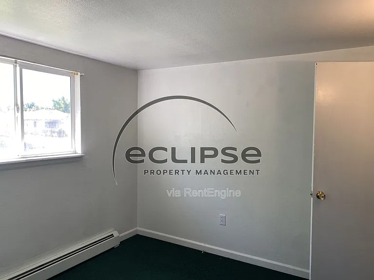 1005 Denver Ave — Photo 19