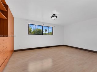 9646 SW 151st Ave, Miami, FL 33196