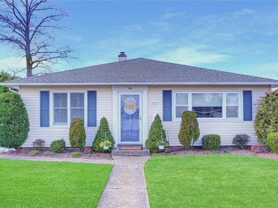 2388 Willoughby Avenue, Seaford, NY, 11783