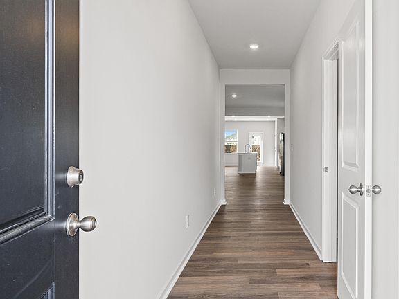 2nd image of 1070 Hanson Drive