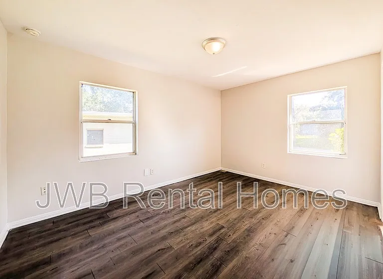2216 Barlad Dr — Photo 9