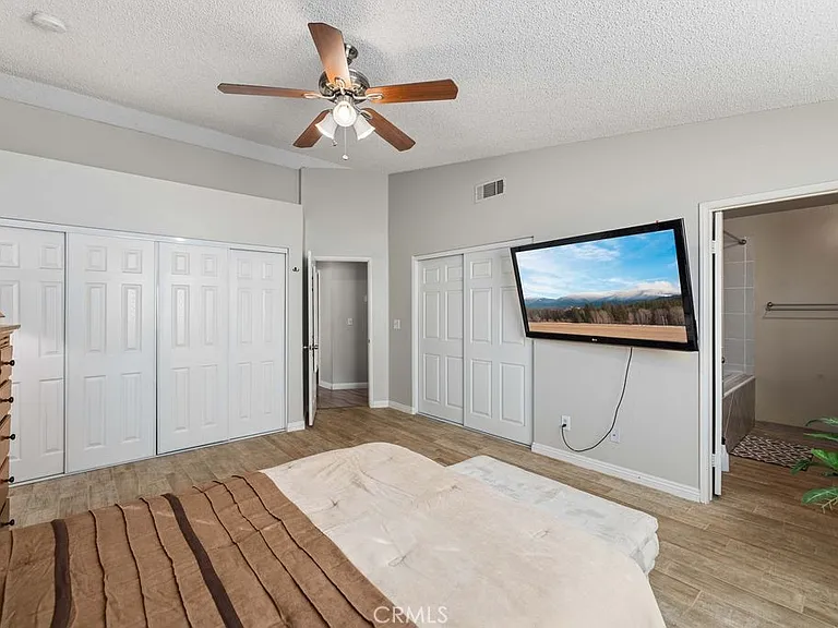 44115 Hunter Ct — Photo 14