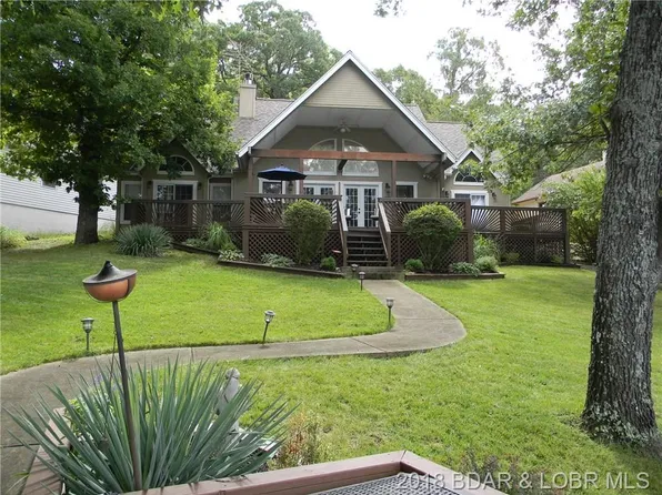 699 Swaying Oak Dr, Roach, MO 65787