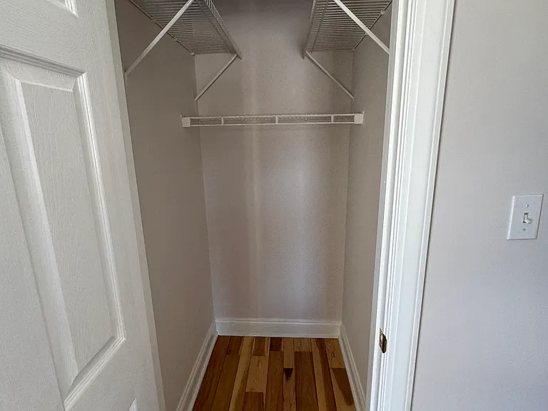 11238 Lake Shore Ct — Photo 24
