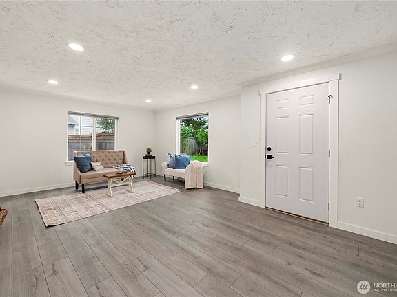 4th image of 10112 SE 200th Street
