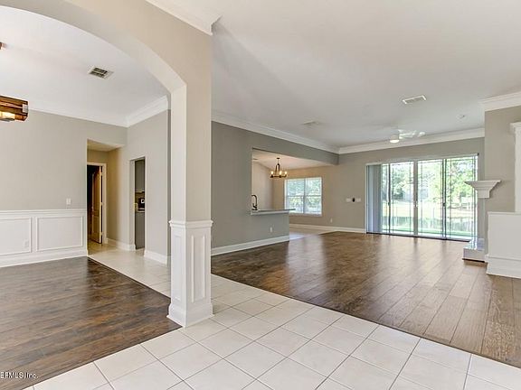 4th image of 3512 Indian Creek Blvd