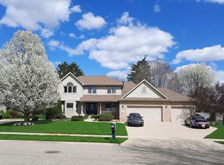 2622 Sorority Ln, Holt, MI 48842