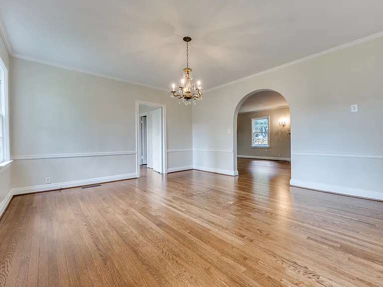 4329 Lorraine Ave — Photo 11