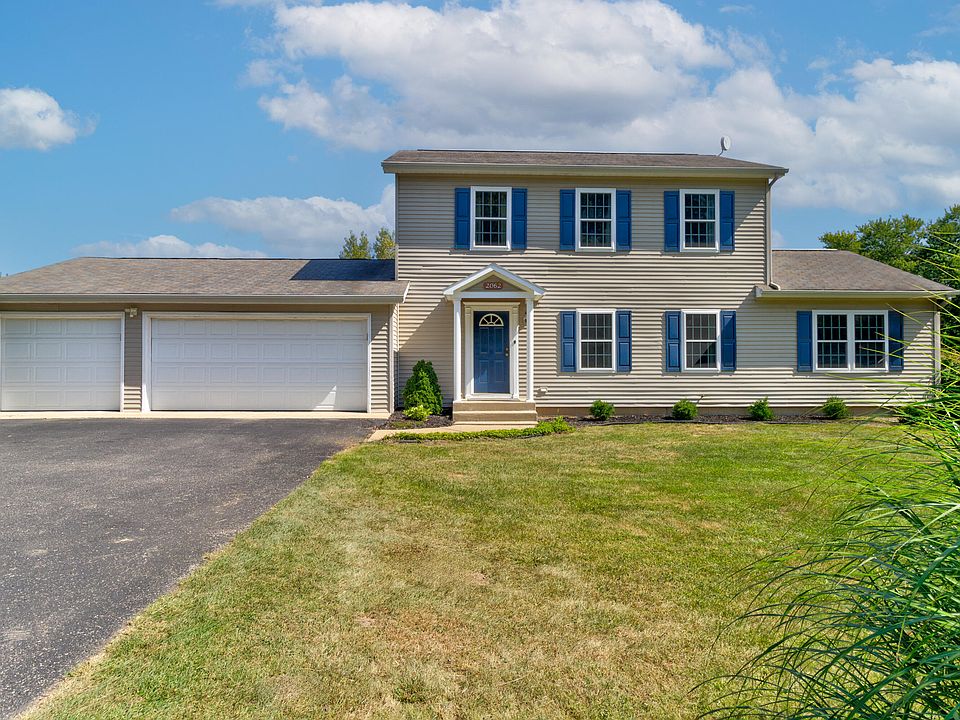1st image of 2062 Grand River Dr NE
