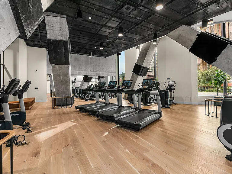 11 Hoyt St #45H — Photo 17