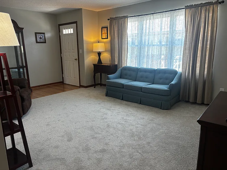 4 Edith Ct — Photo 24