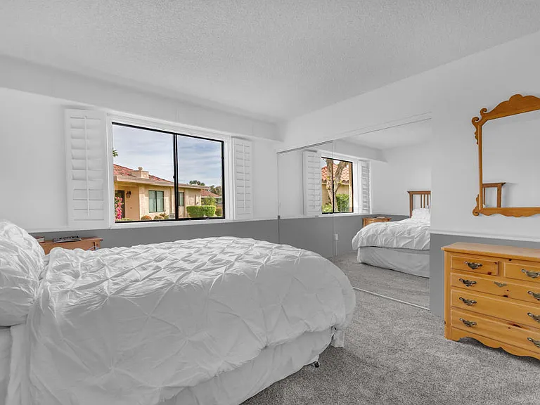 17 Lugo Dr — Photo 32