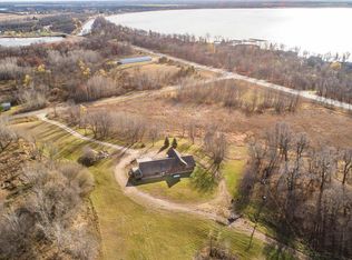42748 Long Lake Rd, Ottertail, MN 56571