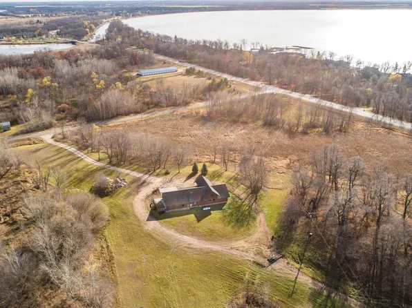 42748 Long Lake Rd, Ottertail, MN 56571