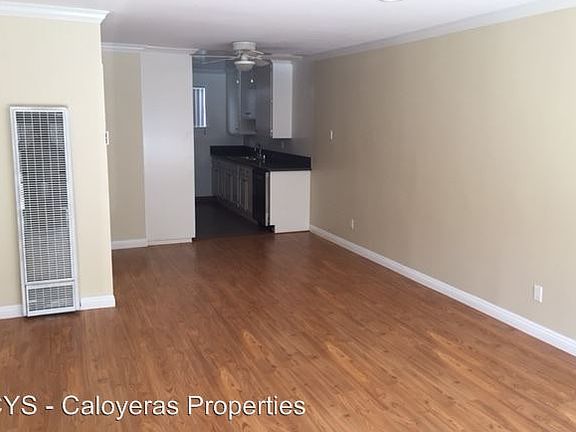 3rd image of 721 Edgewood St APT 05