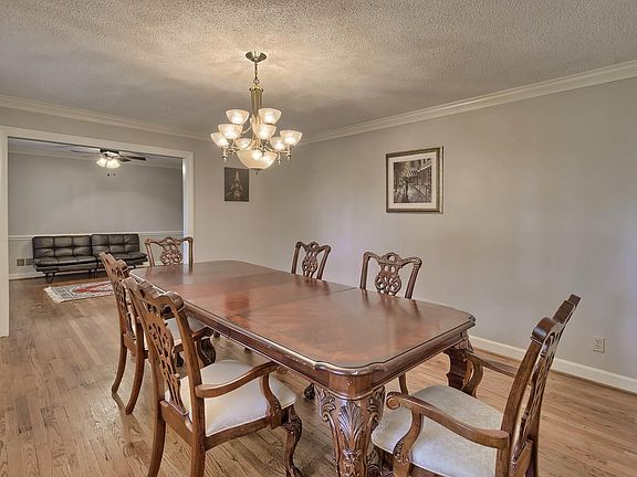 3rd image of 317 Park Shore Dr E