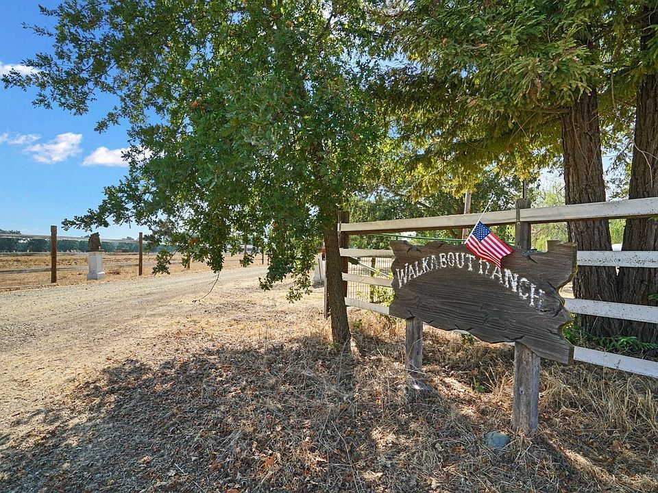 1st image of 12394 Plum Ln