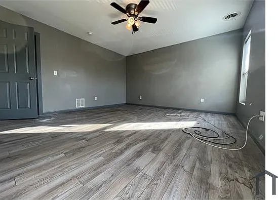 968 Wilson Ave — Photo 10