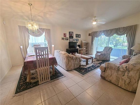 5th image of 3537 SW 12th Ct