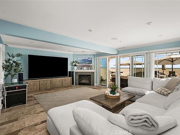 3rd image of 25 Surfside Ave #A