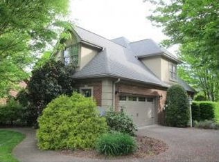 123 Reed Cir, Johnson City, TN 37601