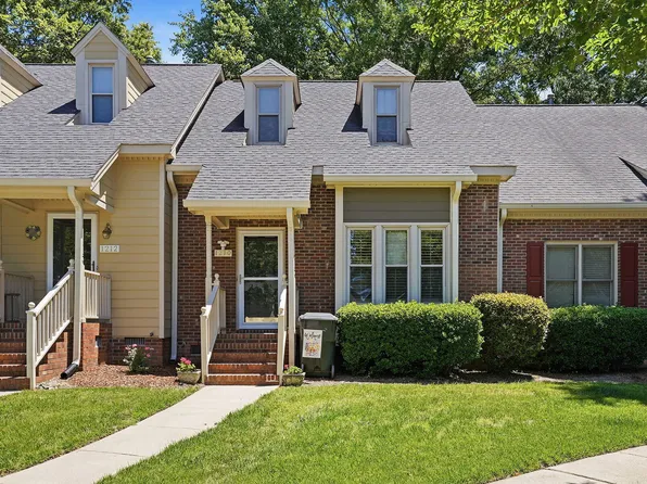 1210 Shadowbark Ct, Raleigh, NC 27603