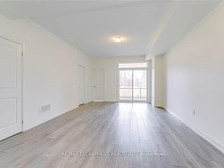 209 Fowley Dr — Photo 36
