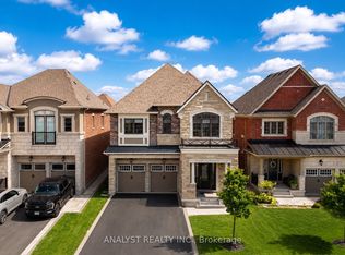 15 Streamside St, Vaughan, ON L4H4V3