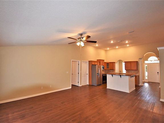 5th image of 931 Leyburn Dr